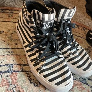 New Supra Hightop Size 11 $50